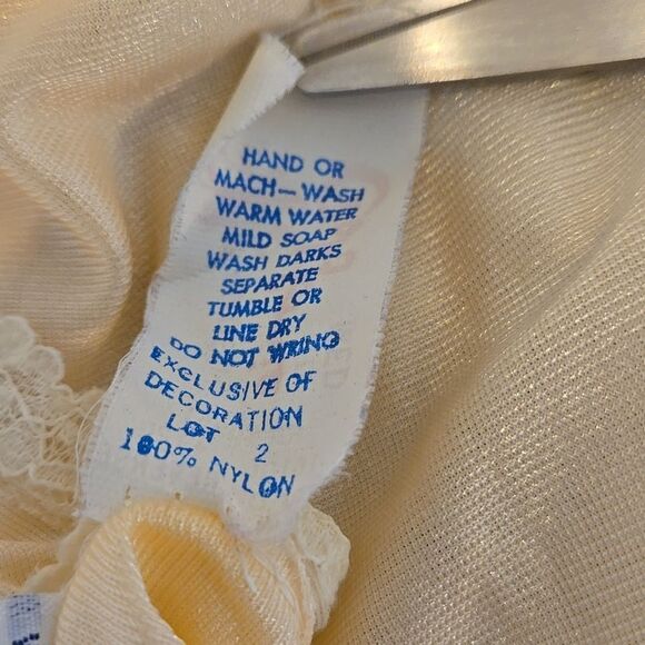 Avon Fashions Vintage Peach Cream Lace Nightie Maxi Dress - Picture 8 of 9